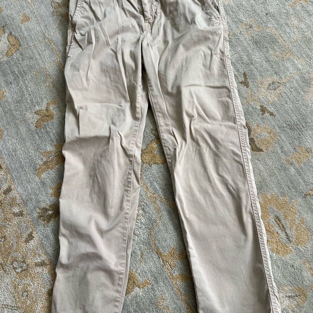 AEO MENS Khaki 32x32